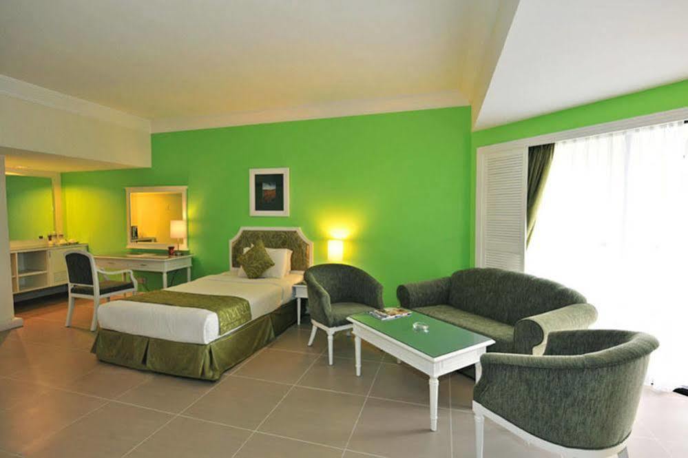 Sand & Sandals Desaru Beach Resort & Spa Zewnętrze zdjęcie Deluxe Room